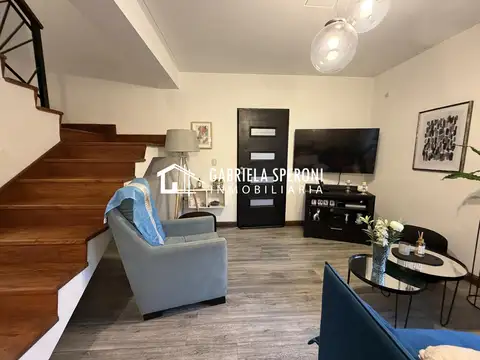 Depto Tipo Casa en Venta de 4 ambientes