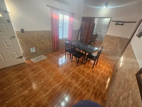 Depto Tipo Casa en Venta en Villa Luzuriaga, USD 65.000