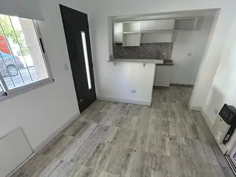 Depto Tipo Casa en Venta en Floresta, USD 170.000