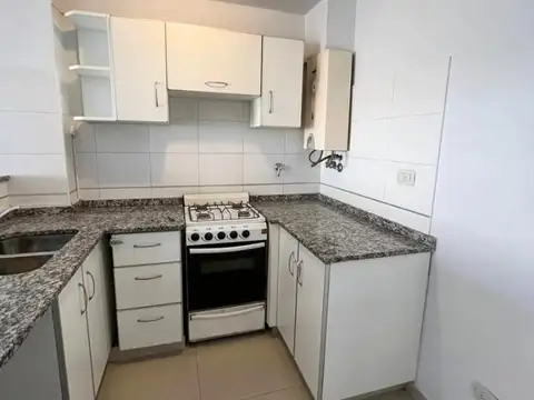 Departamento en Alquiler en Lanús Oeste, $ 580.000