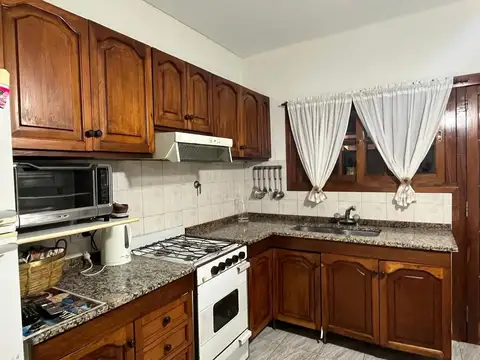 Depto Tipo Casa 4 ambientes con 1 baño