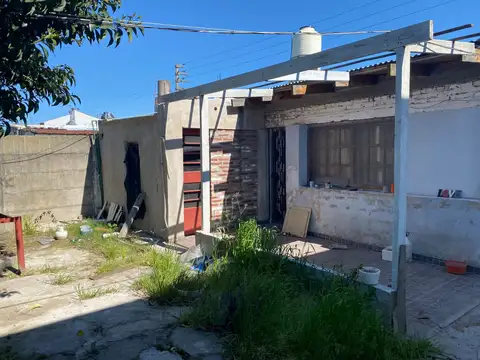 Casa en Venta en Los Hornos, USD 42.000