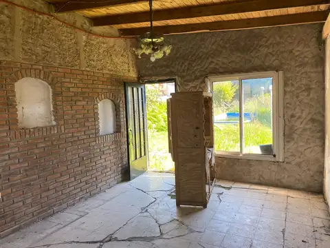 Casa 3 ambientes con 1 baño