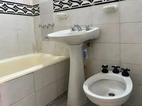 Departamento en Alquiler a la calle en  Retiro