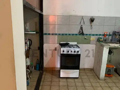 Yerbal 3200, Piso 0