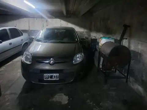 VENTA COCHERA MICROCENTRO