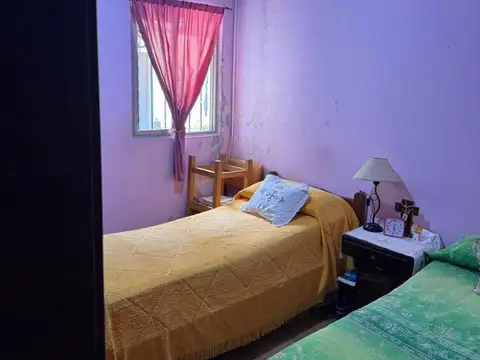 Casa 2 ambientes con 1 baño