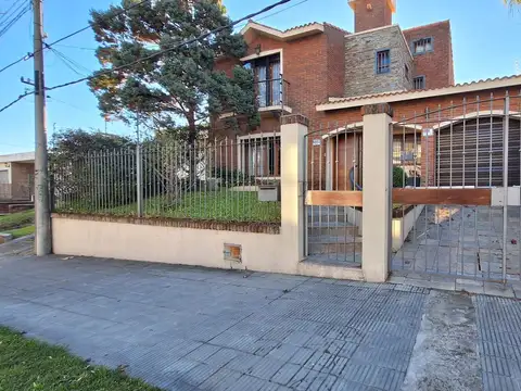 VENTA 2 CASAS EN MISMO PADRON GJE X2 , MALVIN SUR
