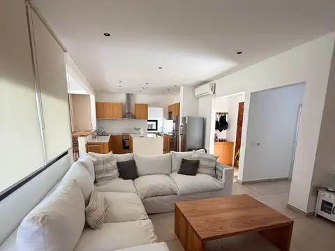 Excelente Casa en Pilar Km 51 – Barrio Springpark