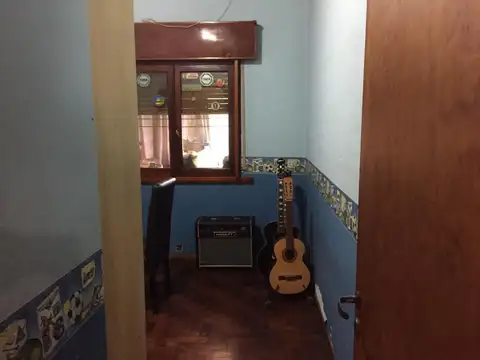 Casa 3 ambientes con 2 baños