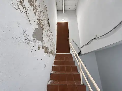 Depto Tipo Casa 2 ambientes con 1 baño