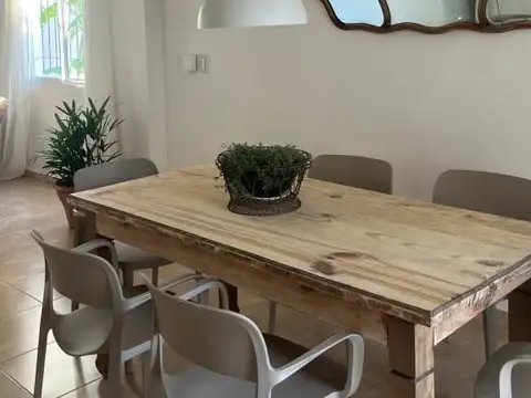 Casa 3 ambientes con 2 baños