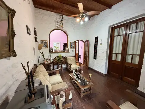 Depto Tipo Casa en Venta en Agronomía, USD 210.000