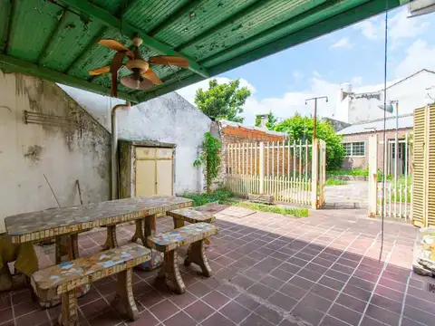 Casa en Venta en Haedo Sur, USD 112.000