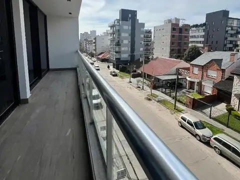 Departamento 3 ambientes a la calle a estrenar