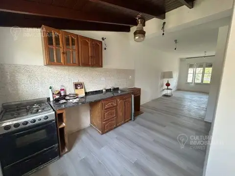 Depto Tipo Casa en Venta en Ciudad Jardin del Palomar, USD 148.900