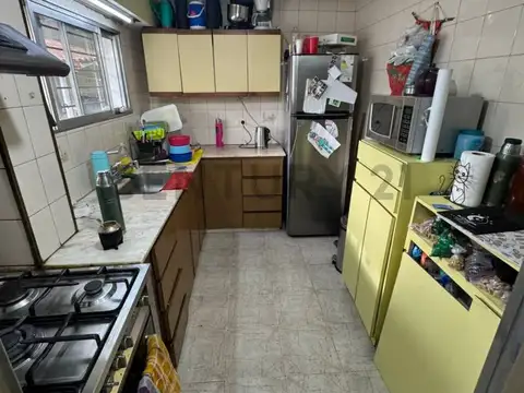 VENTA DE CASA 5 AMBIENTES CON PISCINA EN TURDERA