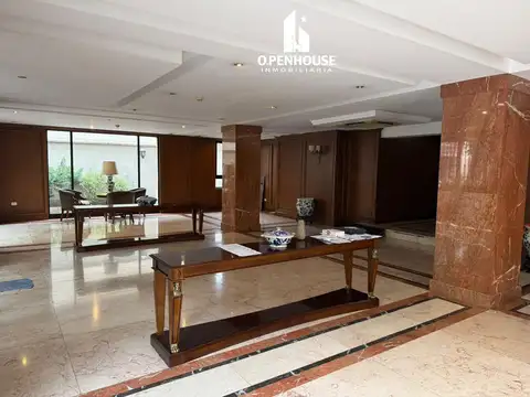 OPENHOUSE inmobiliaria presenta ala venta fabuloso departamento en Edificio de categoría Villa Carra