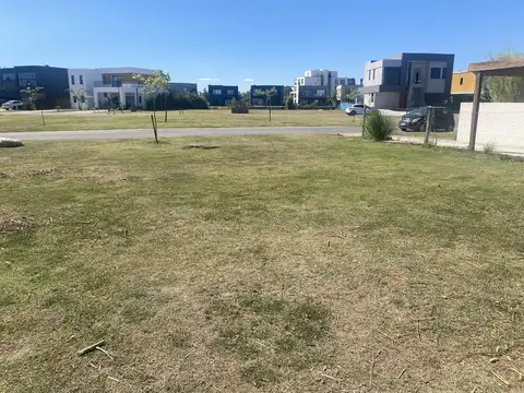 Terreno en Venta 16  mts Frente