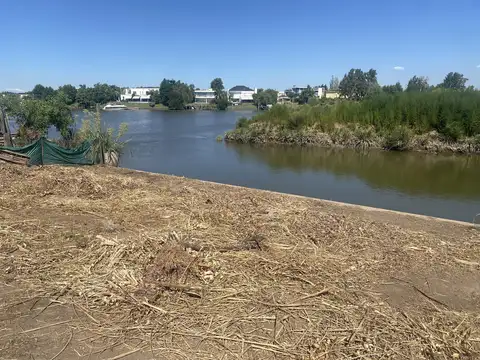 Terreno en Venta 35  mts Fondo