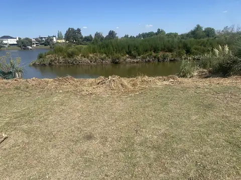 Venta terreno 562mts al rio - Barrio Nautico Canal - Villanueva