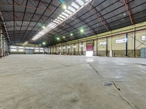 Alquiler galpón industrial con oficinas - Centro deportivo - Padel - Logística última milla