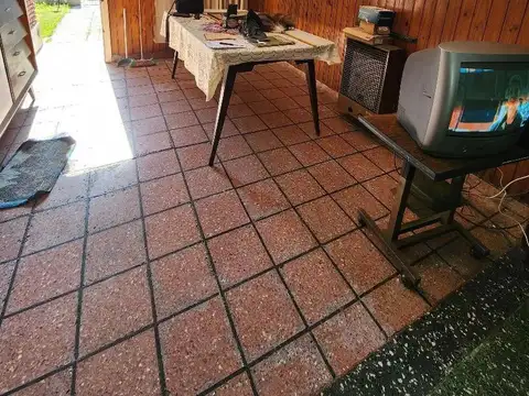 Casa 3 ambientes con 1 baño