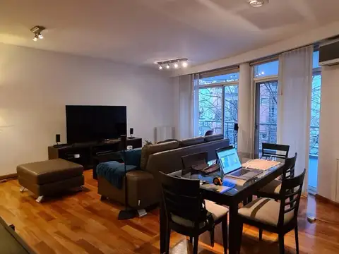 Excelente Piso 3 ambientes con 2 cocheras 