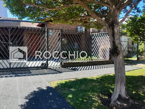 Casa en venta 4 ambientes Ballester