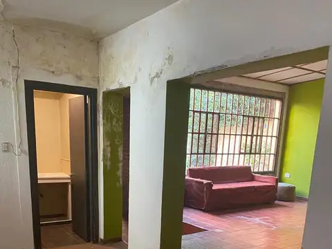 Depto Tipo Casa en Venta 40 años