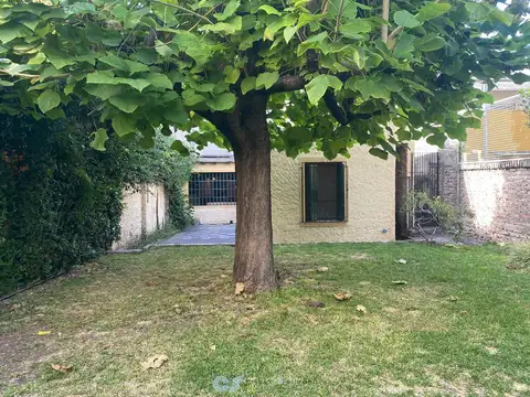 venta PH entrada independiente 3 amb con jardín y terraza en Villa Urquiza