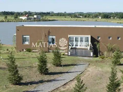 Terreno en Venta de 903,0 m2