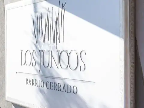Terreno en Venta en Los Juncos, USD 75.000