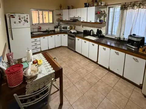 CASA 4 AMBIENTES