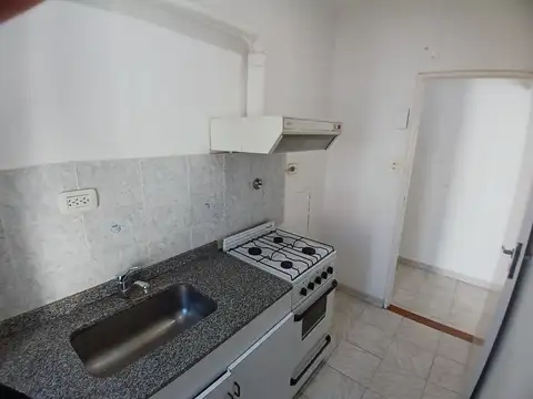 Las Flores 1600 , Piso 7