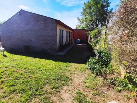 Casa 4 ambientes con 1 baño