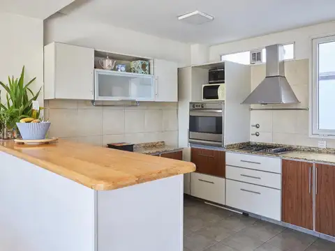 Departamento en Venta con 2 cocheras