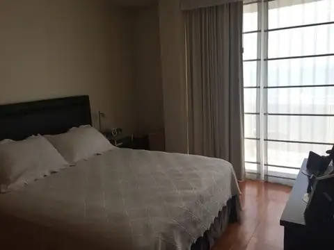 Departamento en Venta en La Perla Sur, USD 430.000