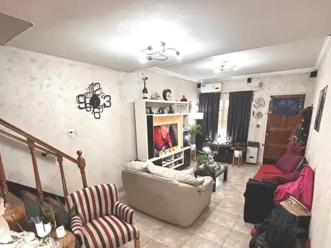 Depto Tipo Casa en Venta de 3 dormitorios