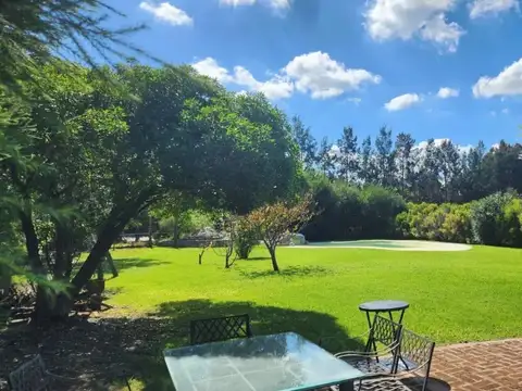Casa Chalet  en Venta en Santa Teresa, Villanueva, Tigre