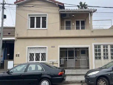 Alquiler PH de 3 amb. Martínez . Balcón, muy luminoso y  sin expensas