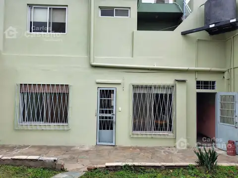Depto Tipo Casa 4 ambientes con 2 baños