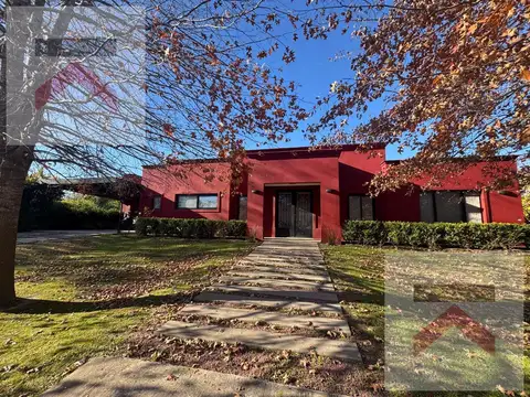 Casa en una planta 4 dorm gran parque con piscina Chacras de La Reserva Cardales