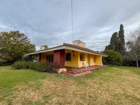 Casa en Venta en Roldan, USD 220.000