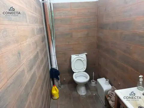 Excelente Local Comercial en Flores | Nazca | 4 Plantas | Zona Estratégica