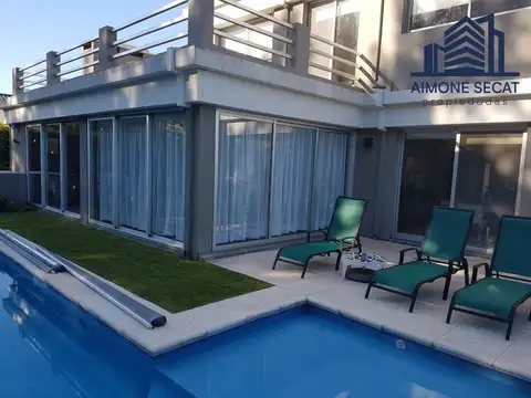 Casa en Venta de 4 dormitorios