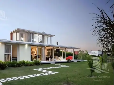 Aristóbulo del Valle al 4500