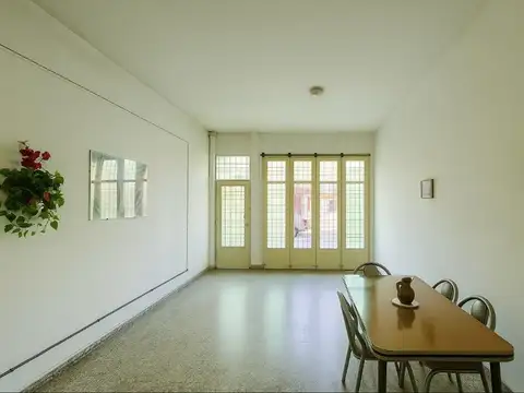 VENTA CASA 5 AMBIENTES DOS FAMILIAS TERRAZA LANUS