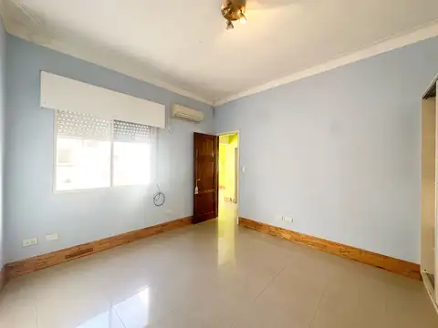 Depto Tipo Casa en Venta en Almagro, USD 98.000