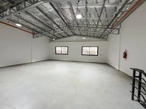 Galpon en Alquiler 45  mts Fondo